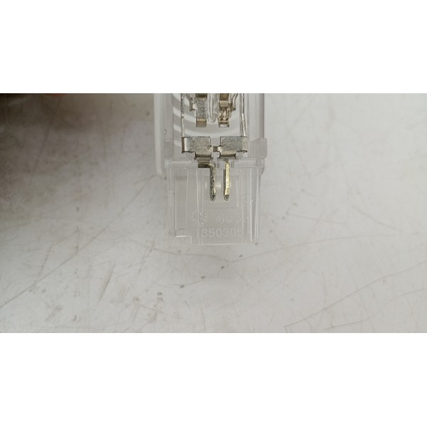 Luz Cortesia Porta Luvas Gm Tracker 2012 2013 2014 2015/2019