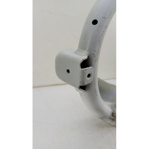 Dobradiça Esquerda Tampa Tras Mercedes C180 2016