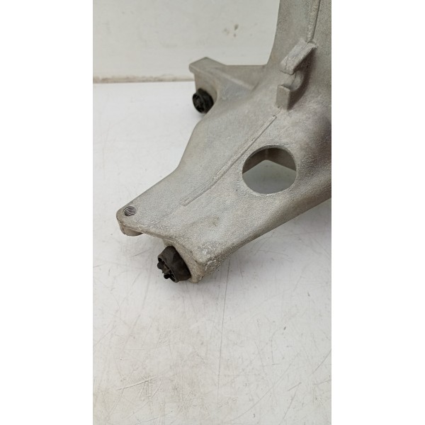 Suporte Intercooler Mercedes C180 W205 2016