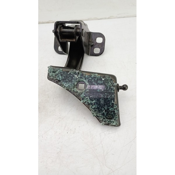 Dobradiça Direita Tampa Traseira Fiat Mobi 2016 2017 18/2022