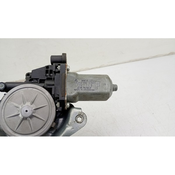Máquina Vidro Traseira Esquerdo Mitsubishi L200 2007 08/2015