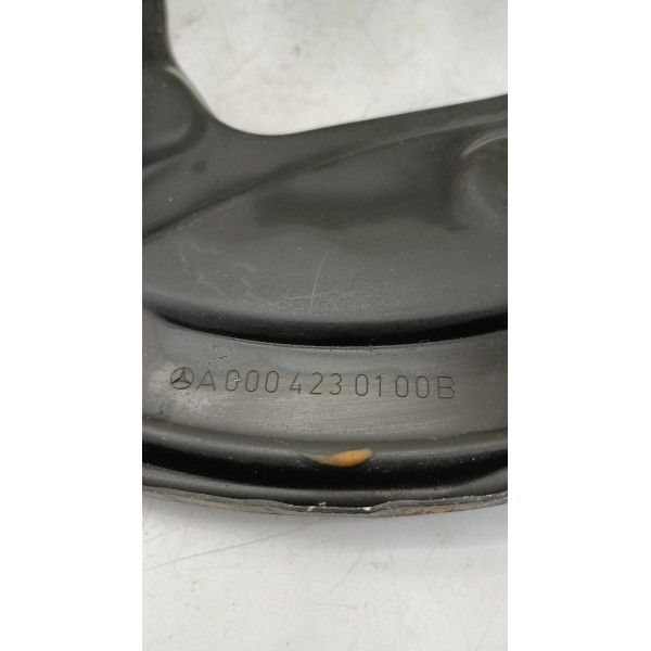 Defletor Roda Traseira Direito Mercedes C200 2015 A 2019