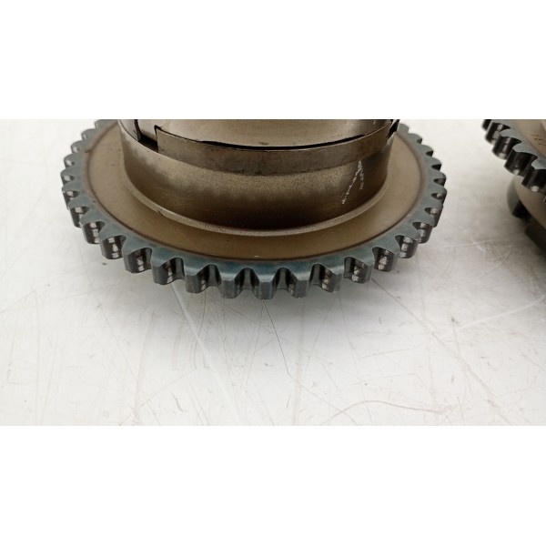 Par De Engrenagem Comando De Válvula Mb.cla200