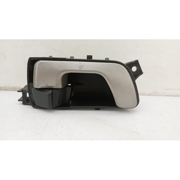 Maçaneta Interna L/direito Mitsubishi Tr4 08/18 Mr432272