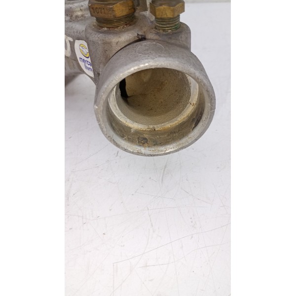 Cavalete Flange Agua Pajero Sport 3.0 1998 1999 2000 01/2002