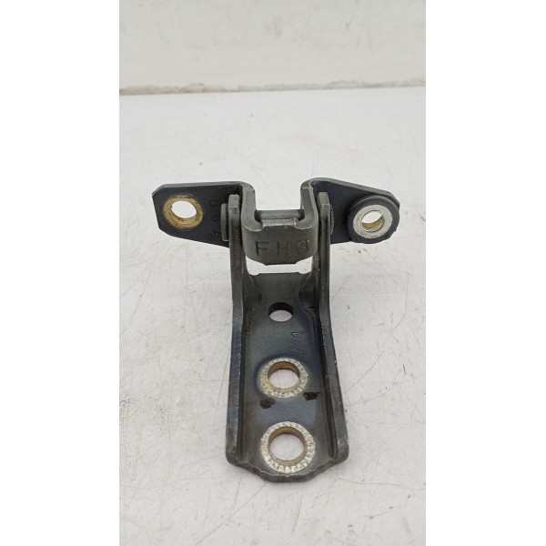 Dobradiça Traseira Pajero Full 2001 2002 2003 2004 2005/2007