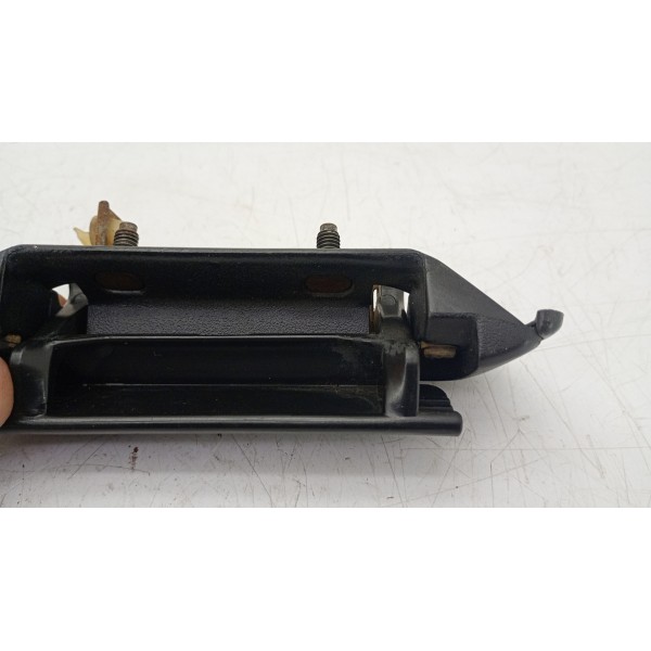 Maçaneta Traseira Esquerda Pajero Sport L200