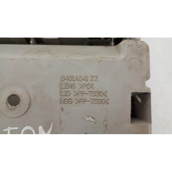 Luz Teto Cortesia L200 Triton Detalhe 2009 2010 2011 A 2013