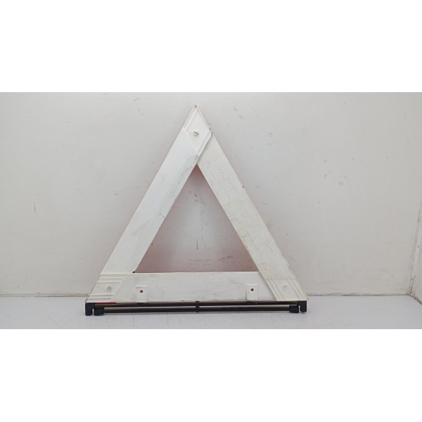 Triangulo Segurança Auto Carro Universal Base Em Ferro