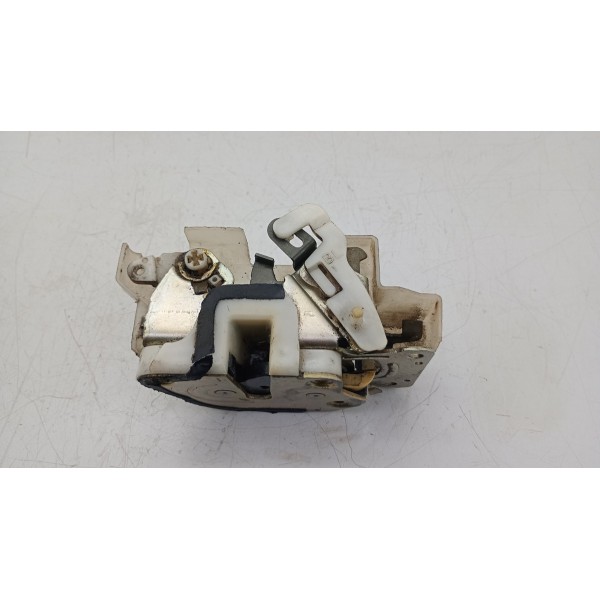 Fechadura Traseira Esquerda L200 Triton 1999 2000 2001 /2005