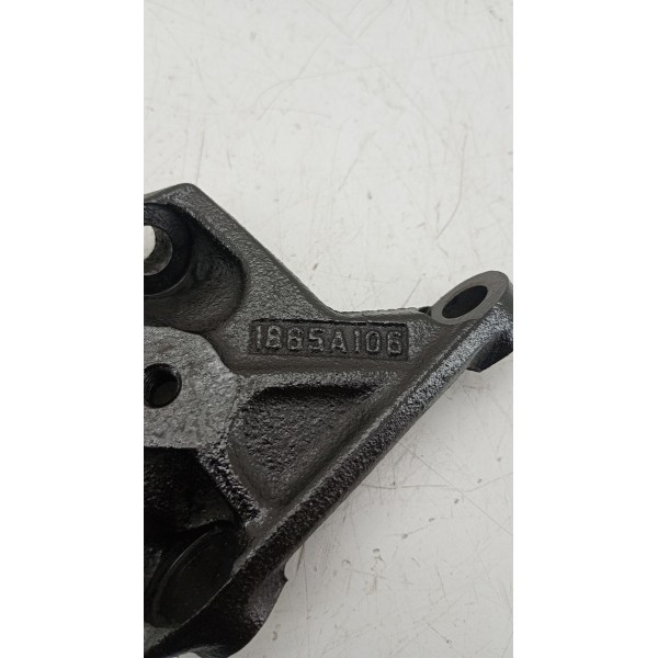 Suporte Sensor De Detonação 865a106 Pajero Dakar 11/17