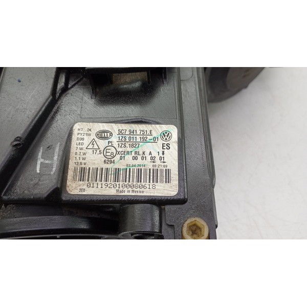 Farol Jetta 2011 A 2018 Com Led Projetor Lado Esquerdo