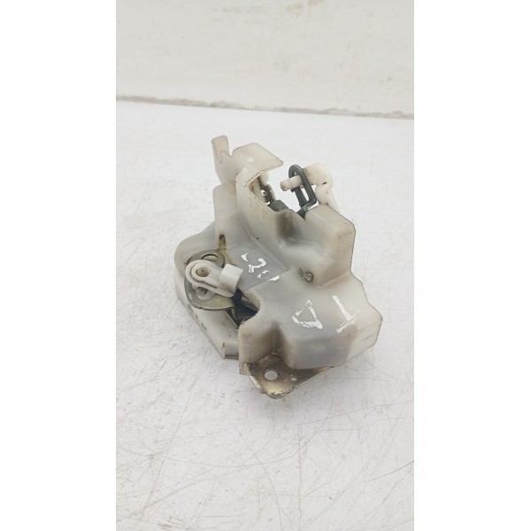 Fechadura Porta Traseira Direita Mitsubishi L200 04/12