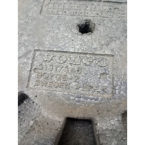 Isopor Suporte Estepe/macaco Volvo Xc60 31317346