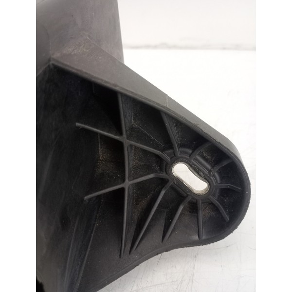 Suporte Caixa Bateria Auxiliar Mercedes Cla200 2015 A 2019