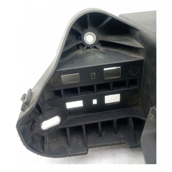 Suporte Caixa Bateria Auxiliar Mercedes Cla200 2015 A 2019