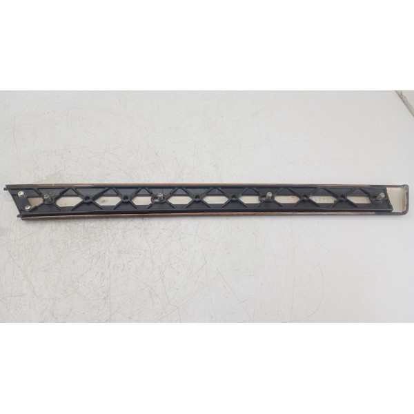 Friso Forro Porta Diant Esquerdo Bmw 330i 99 05 8200725