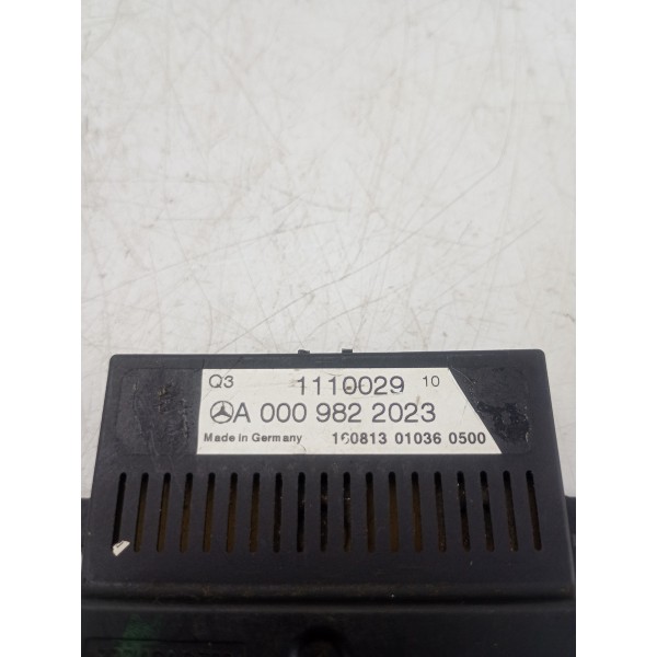 Relé De Controle De Bateria Mercedes W204 2015 A 2019