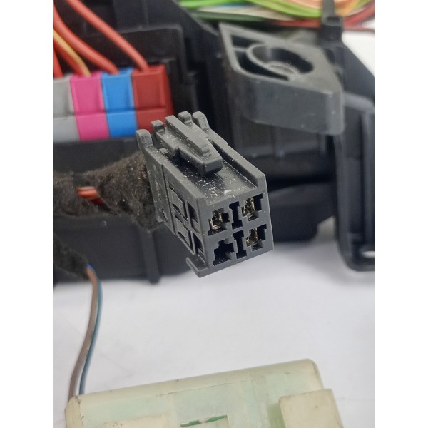 Caixa Fusível Relé Interna Mercedes A200 B200 2015 A 2019