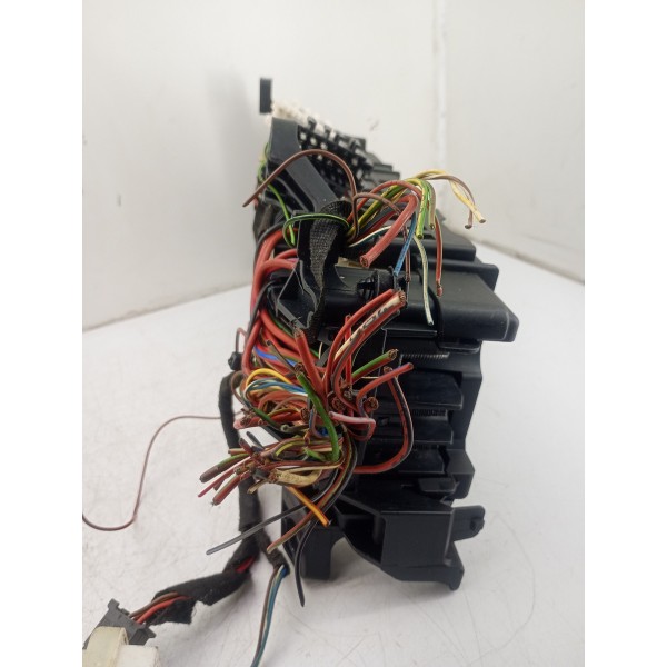 Caixa Fusível Relé Interna Mercedes A200 B200 2015 A 2019