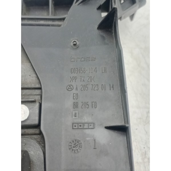 Fechadura Dianteira Esquerda C180 2014 2015 2016 A 2018