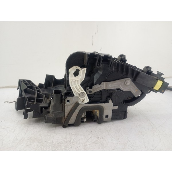 Fechadura Dianteira Esquerda C180 2014 2015 2016 A 2018