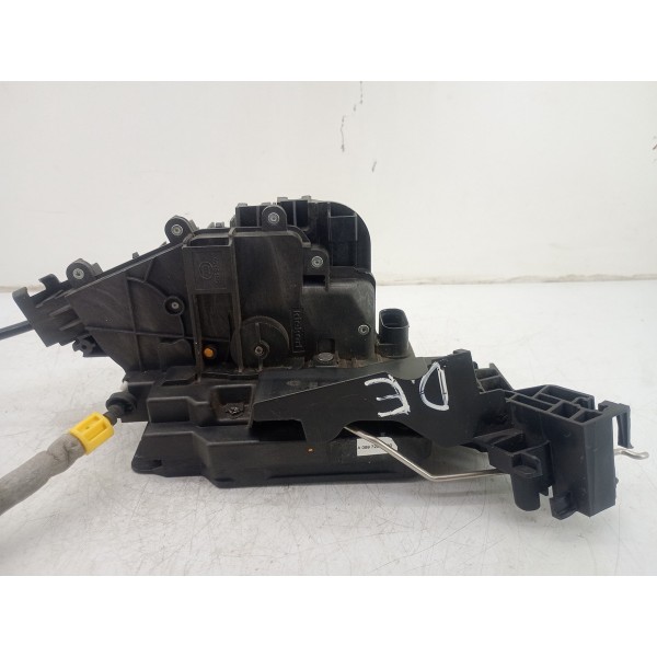 Fechadura Dianteira Esquerda C180 2014 2015 2016 A 2018