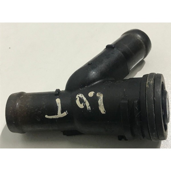 Flange Da Valvula Termostática Mercedes A200 2015 A 2019