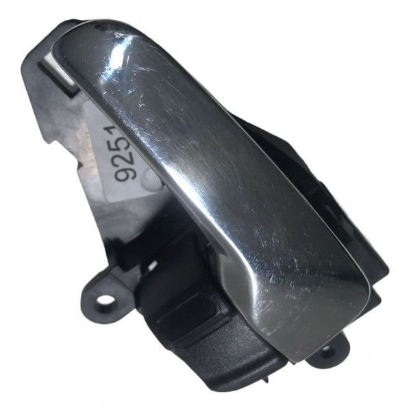 Maçaneta Interna Dianteira Direita Pajero Dakar 08/16