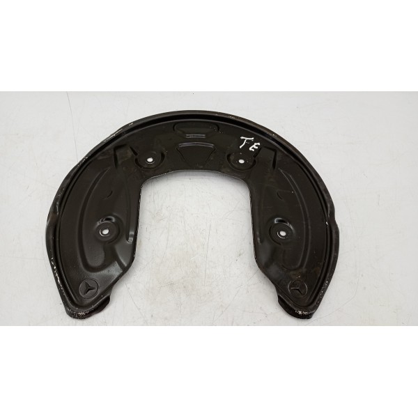 Defletor Roda Traseira Esquerd Mercedes C200 2015 A 2019