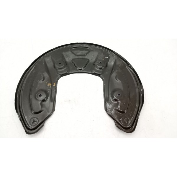 Defletor Roda Traseira Esquerd Mercedes C200 2015 A 2019