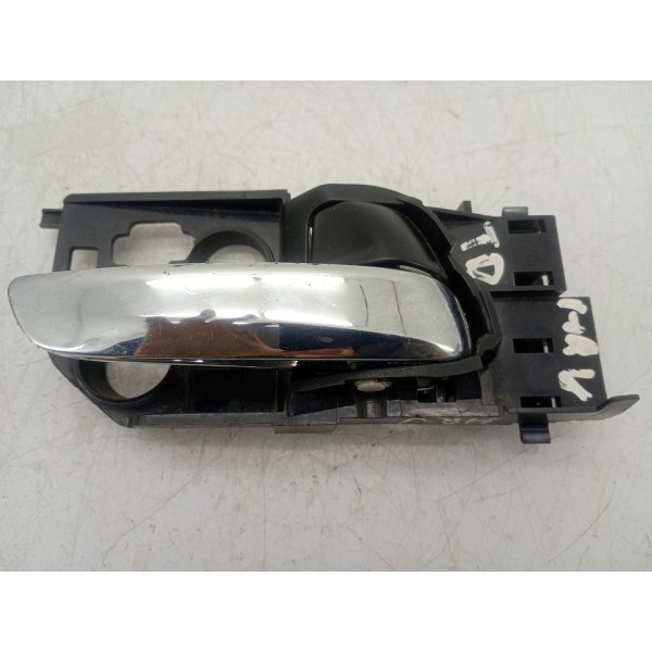 Maçaneta Interna Dianteira Direita Honda Hrv 2016 A 2021