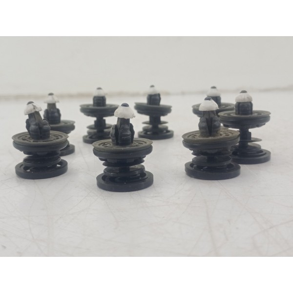 Kit Bucha Prisilha Parafuso Forro Porta Jetta Peça Original