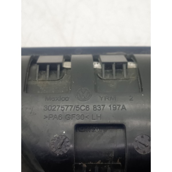 Maçaneta Interna Dianteira Esquerda Volkswagen Jetta 12/19