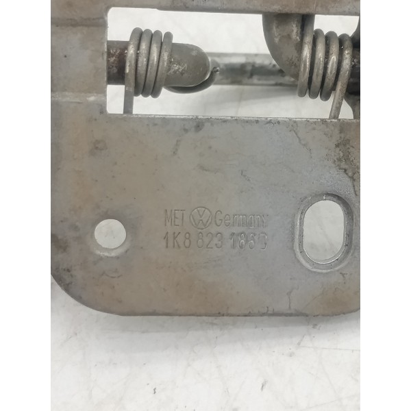 Trava Capô Jetta Tsi 15/17 1k8823186d