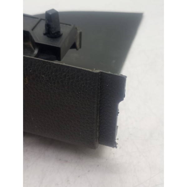 Acabamento Dianteira Esquerda Jetta Tsi 2011 2012 A 2018