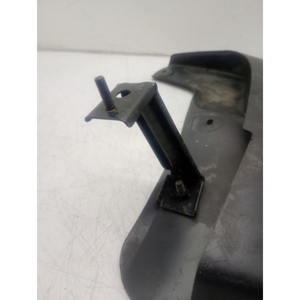 Para Barro Traseiro Direito L200