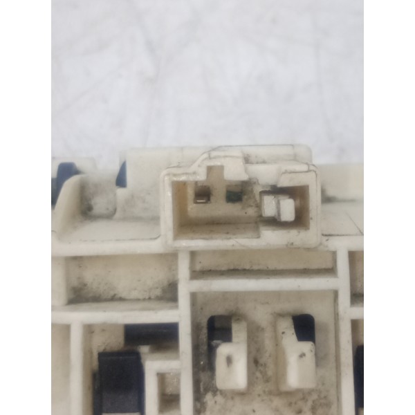 Maçaneta Interruptor Tampa Traseira Jetta 2011 2012 13/2016