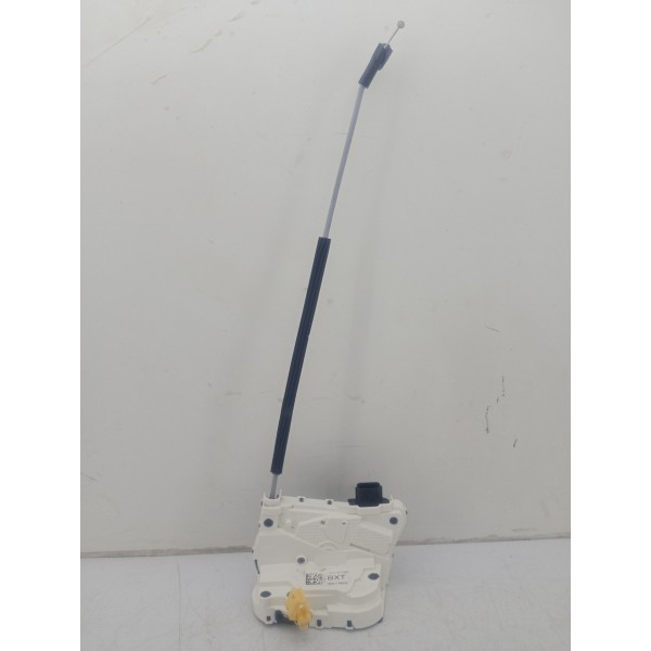 Fechadura Porta Traseira Esquerda Gm Tracker 20/24 26376709