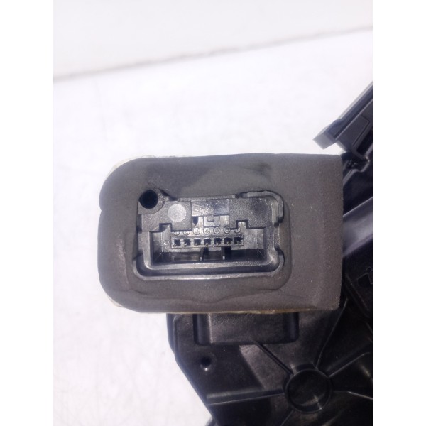 Fechadura Elétrica Porta Dianteira Esquerda Vw Golf 2015