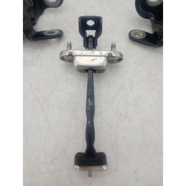 Kit Dobradiça E Limitador De Porta Traseira Esquerda Onix 25