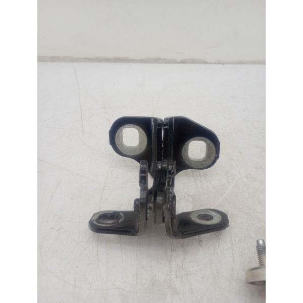 Kit Dobradiça E Limitador De Porta Traseira Esquerda Onix 25