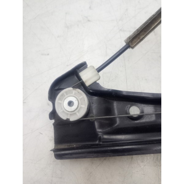 Máquina Vidro Dianteiro Direito S/ Motor Volkswagen Jetta