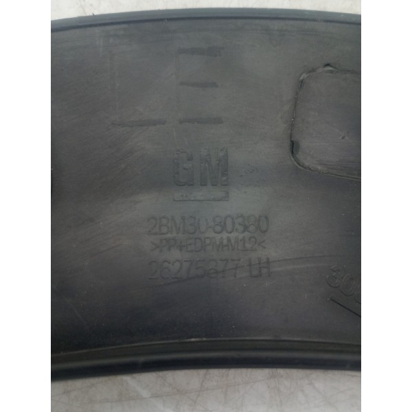 Moldura Para-lama Traseiro Direito Tracker 2019 2020 A 2022