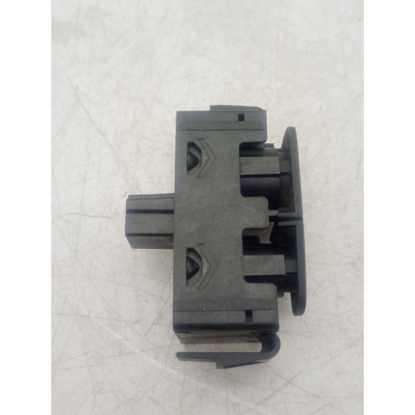 Botão Pisca Alerta Trava Renault Sandero 2008 2009 2010/2015