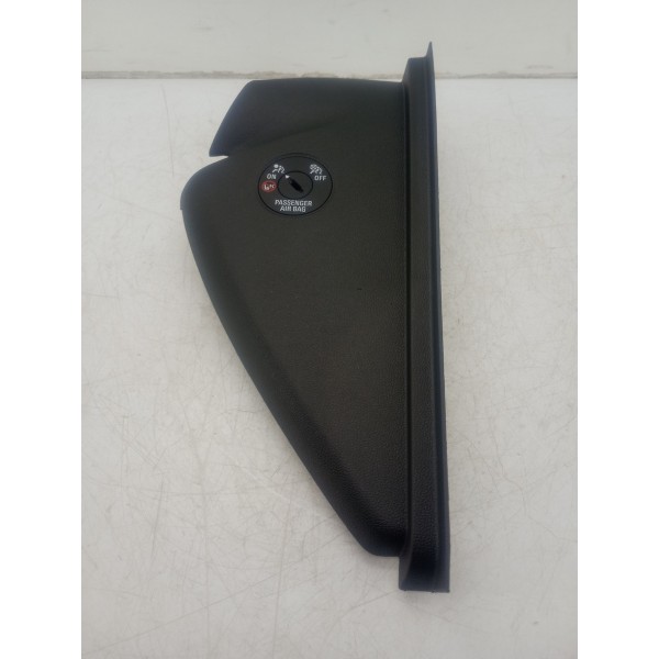 Acabamento Lateral Direito Gm Onix 20/23 914813048