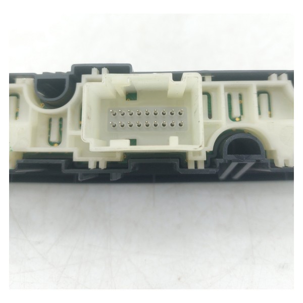 Botao Alerta Fiat Strada 1.3 2021 2022 A 2023 Peça Original