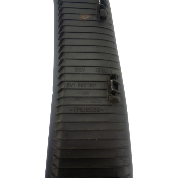 Tapetinho Porta Treco Audi A3 14/20 8v1863301