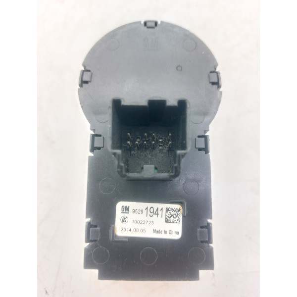 Interruptor Botão Farol Gm Tracker 2014 2015 2016 95291941