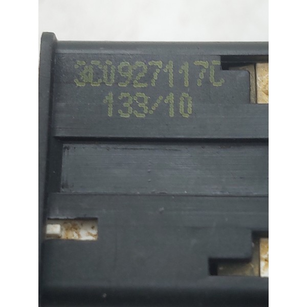 Botão Esp Off Passat Variant 2007 3c0927117b Peça Original